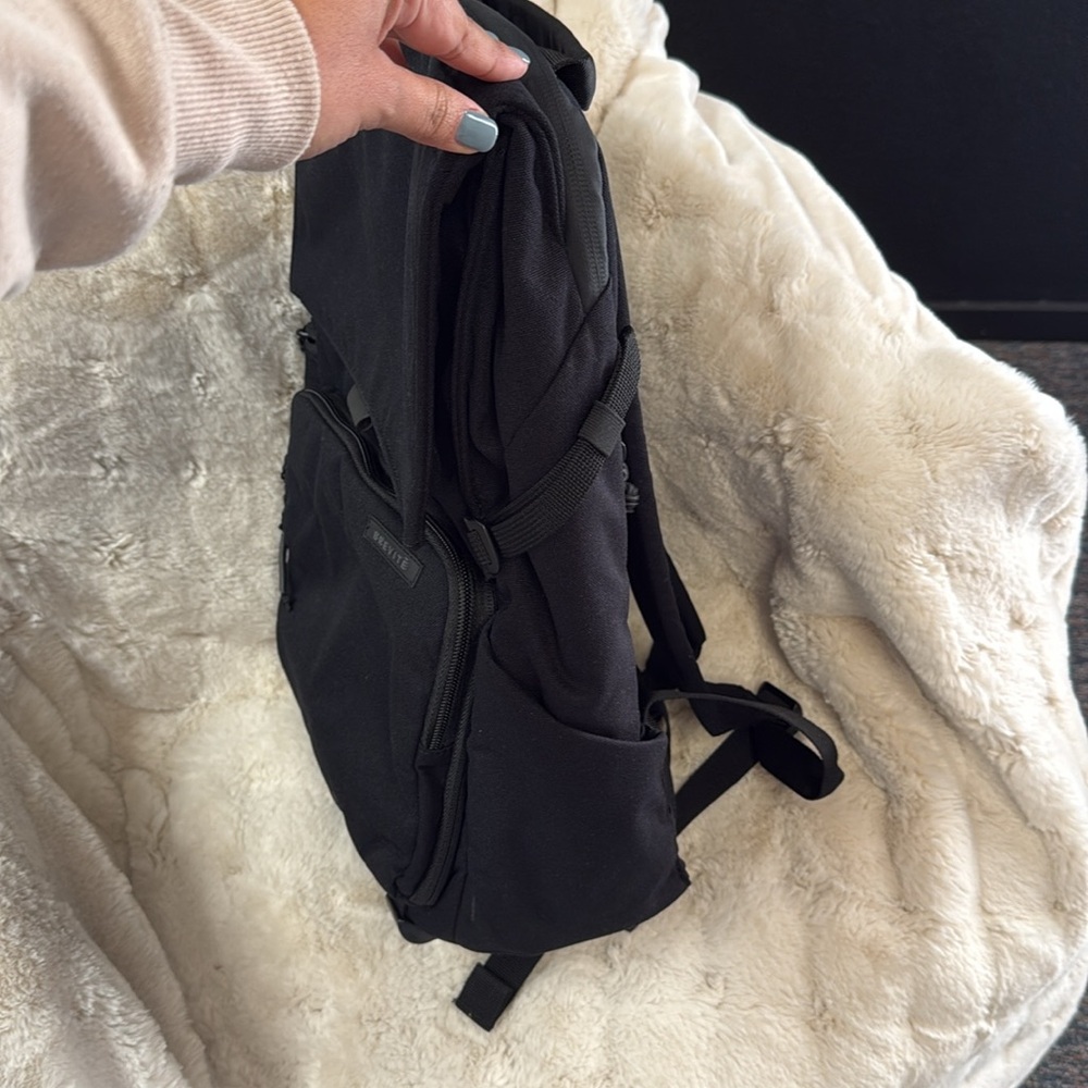 Brevite The Runner Camera Backpack - image 8